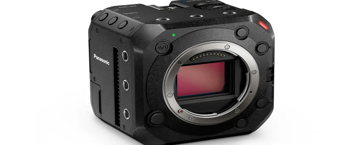 Panasonic AW-UB10E Cámara Box 4K MFT 14 Versatilidad Cinematográfica en Formato Caja Ultracompacto para Grúas, Gimbals y Producción Multicámara